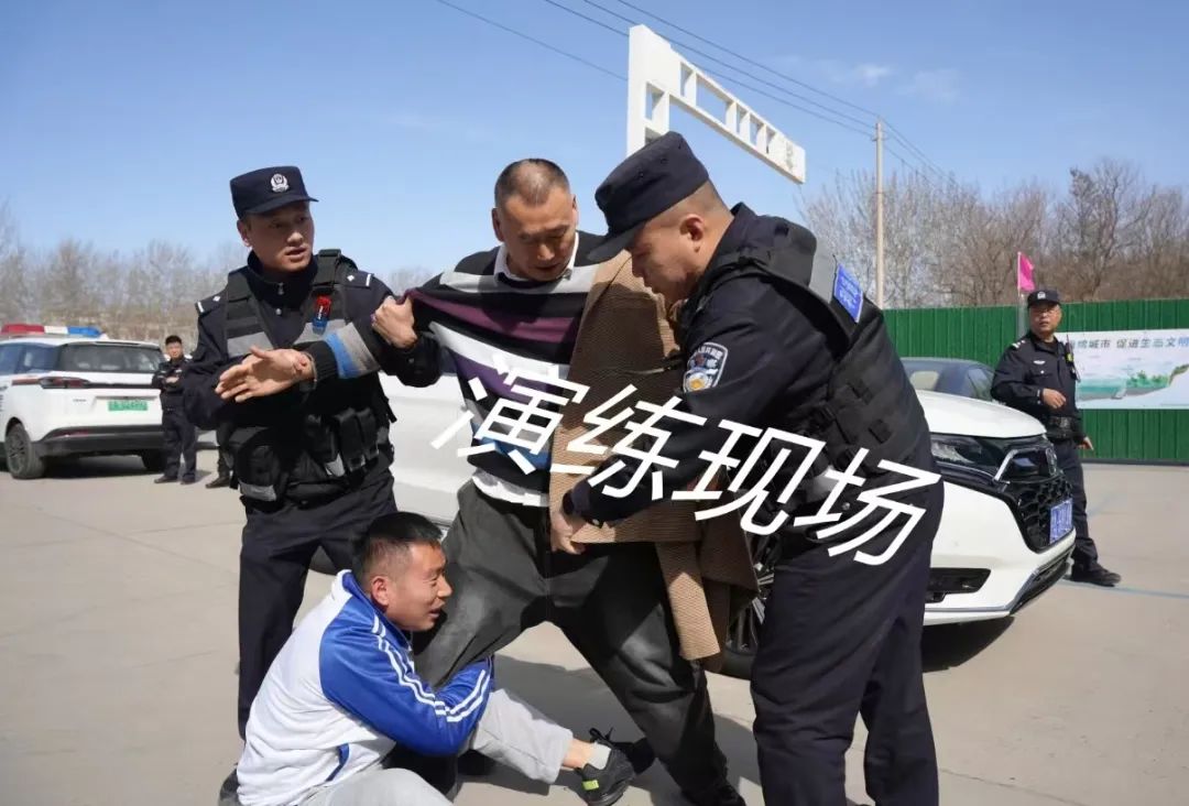 包含蓝军队队员展现出色技术的词条