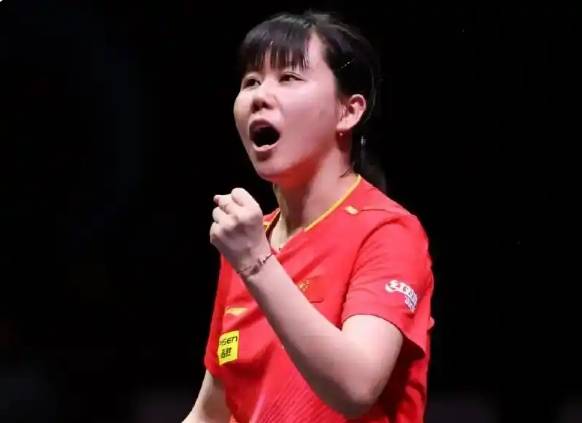 开云平台-包含力挽狂澜！选手顶住压力持续领先的词条