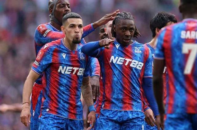 开云体育官方网站-水晶宫战平对手，稳健排名联赛中游