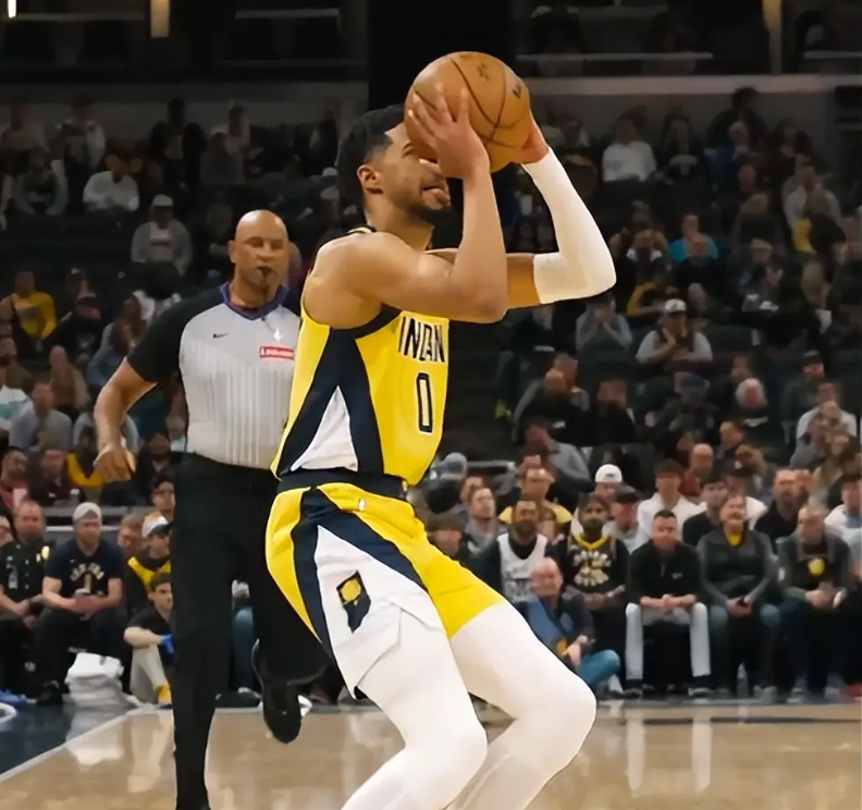 国王碾压独行侠，约基奇关键制胜