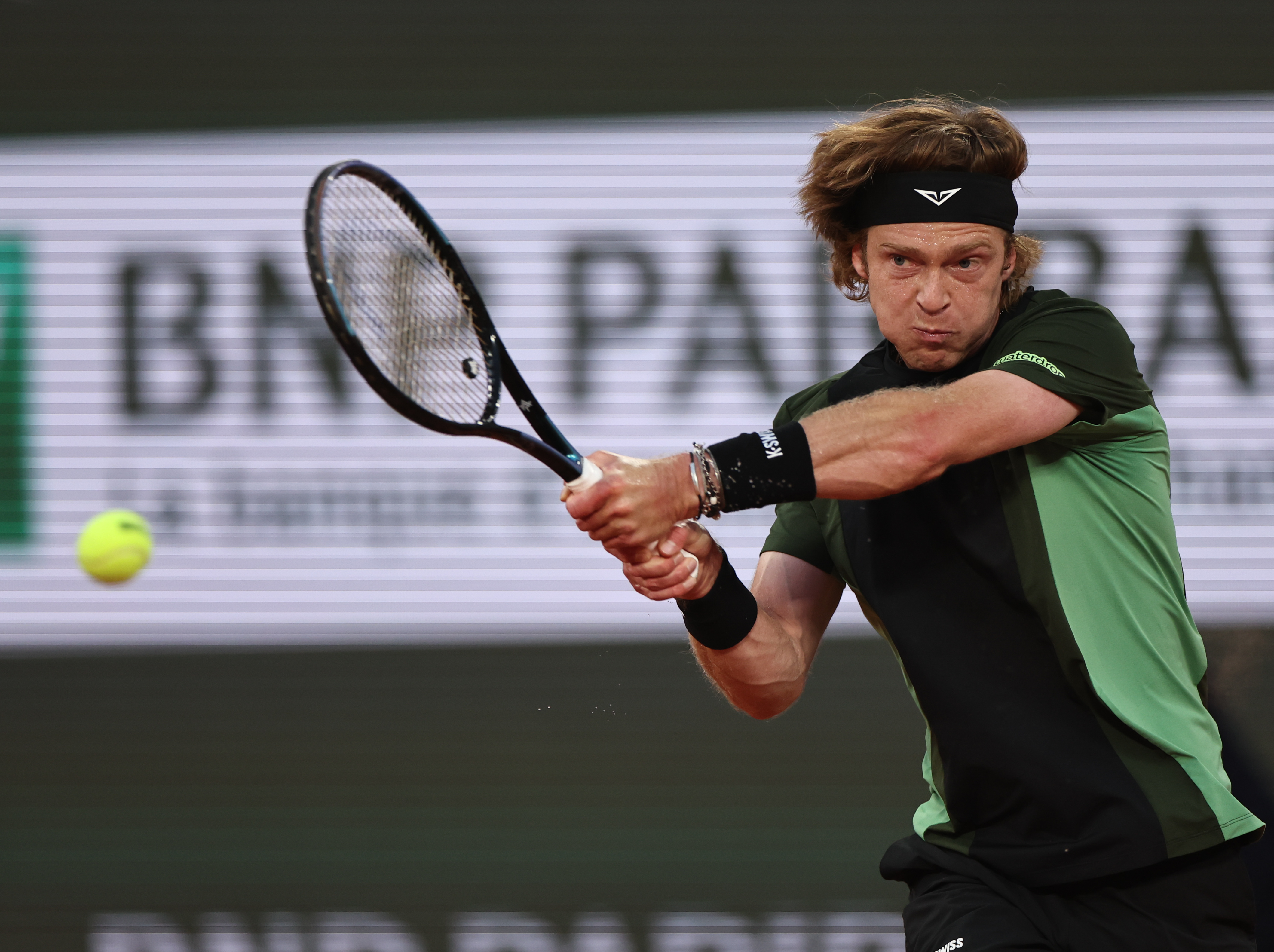 开云APP-美网鏖战法网，辛纳高光表现